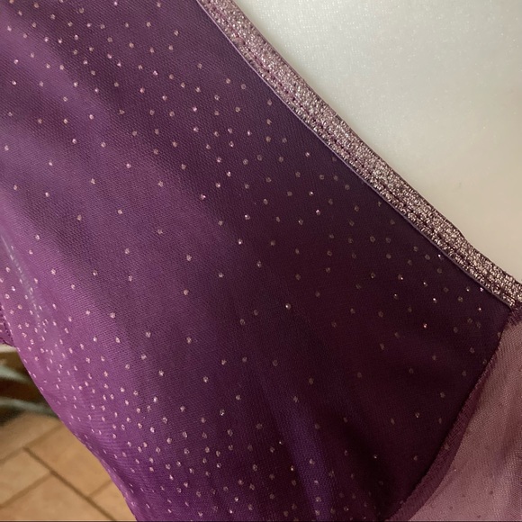 Sparkly, pixie top - Picture 4 of 4